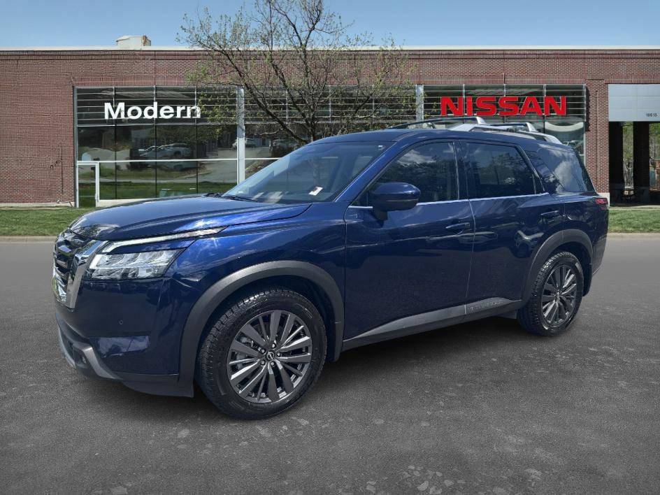 2022 Nissan Pathfinder SL — SUV — 35,636 mi — Cornelius, NC