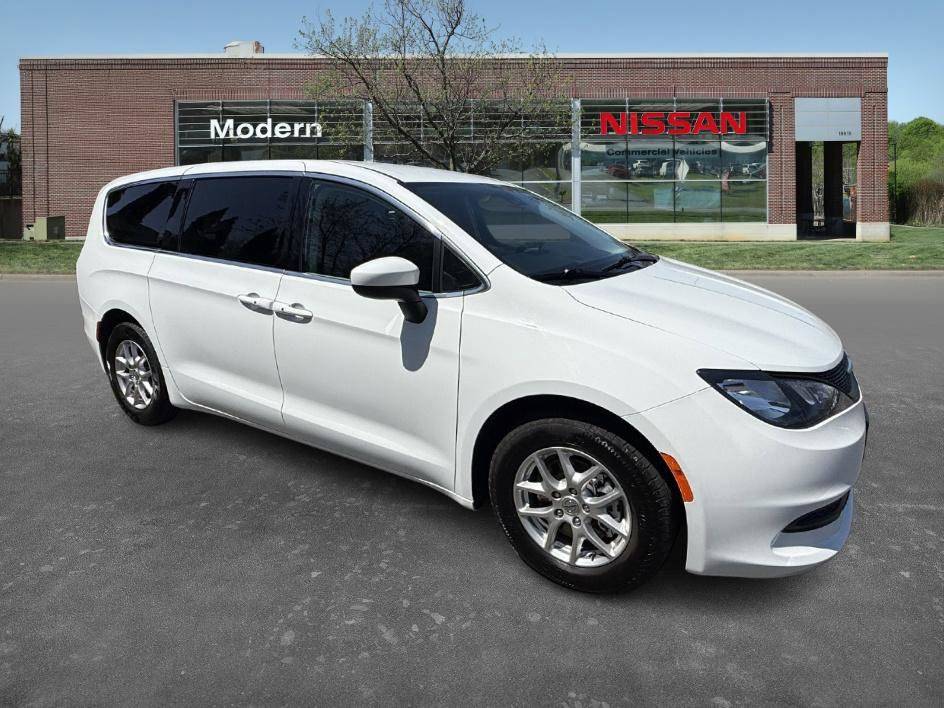 2023 Chrysler Voyager LX — Minivan — 66,583 mi — Cornelius, NC