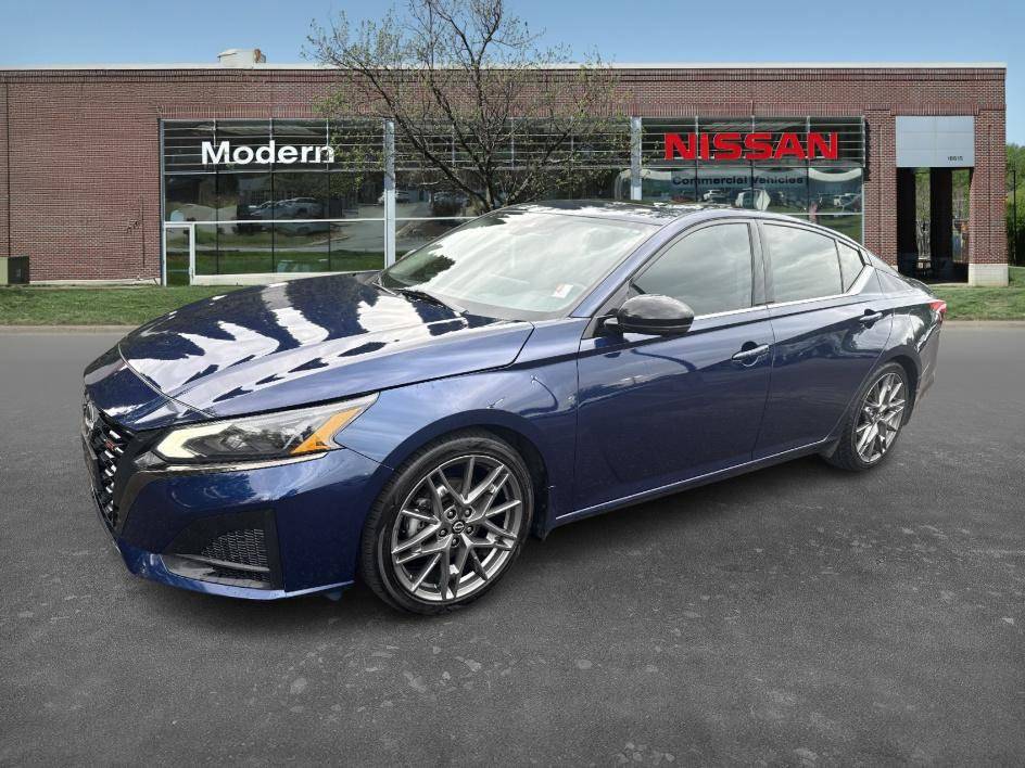2023 Nissan Altima SR — Sedan — 61,923 mi — Cornelius, NC