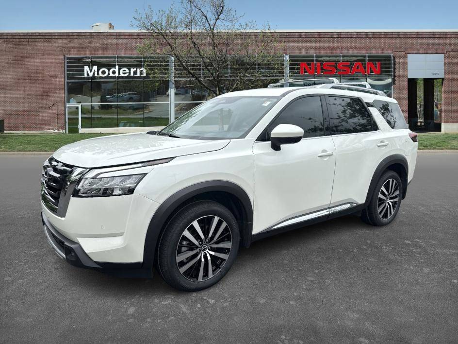 2023 Nissan Pathfinder Platinum — SUV — 41,877 mi — Cornelius, NC