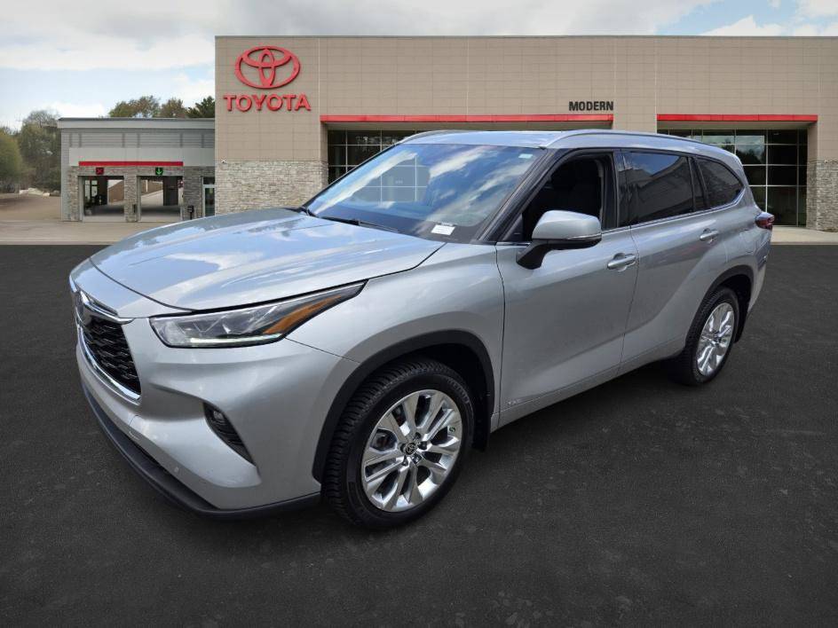 2023 Toyota Highlander Hybrid Limited — SUV — 38,083 mi — Boone, NC