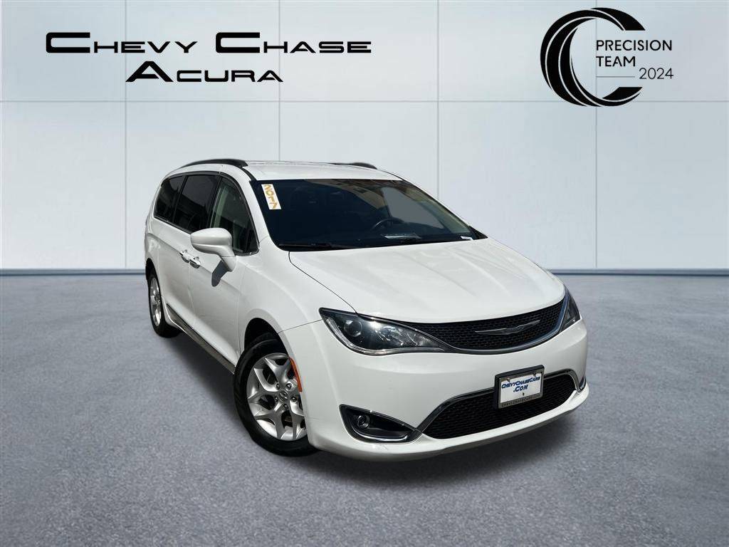 2017 Chrysler Pacifica Touring L — Minivan — 61,425 mi — Bethesda, MD