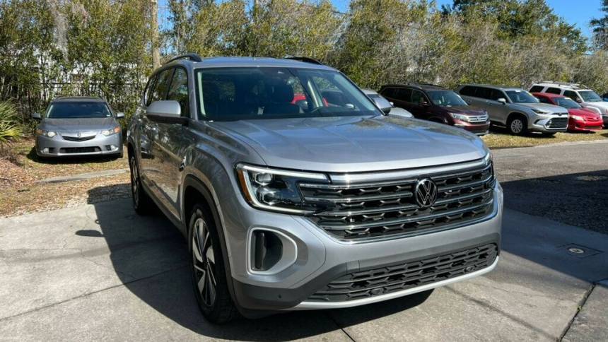2024 Volkswagen Atlas SE with Technology — SUV — 13,533 mi — Gainesville, FL