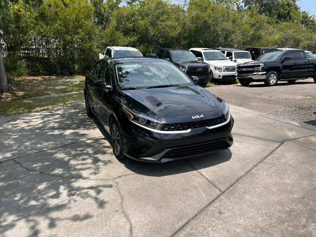 2024 Kia Forte LXS — Sedan — 19,889 mi — Gainesville, FL