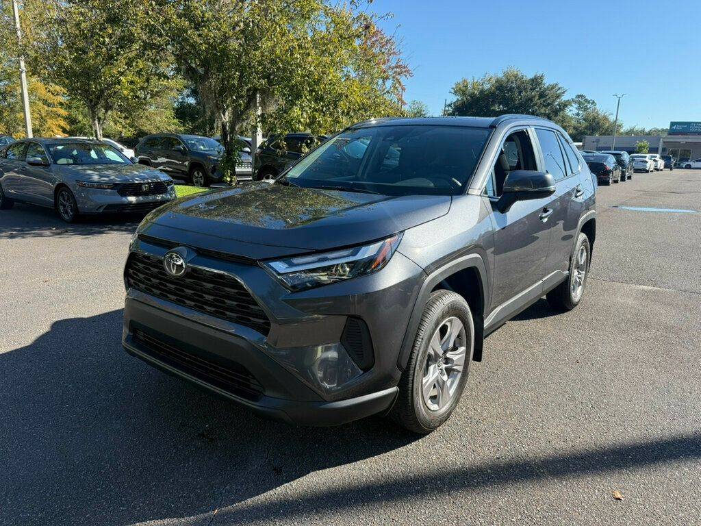 2025 Toyota RAV4 XLE — SUV — 49 mi — Gainesville, FL