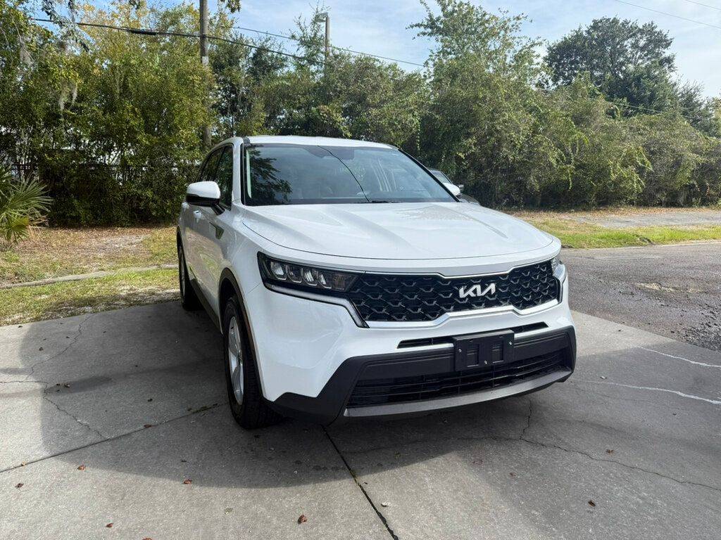 2023 Kia Sorento LX — SUV — 23,072 mi — Gainesville, FL