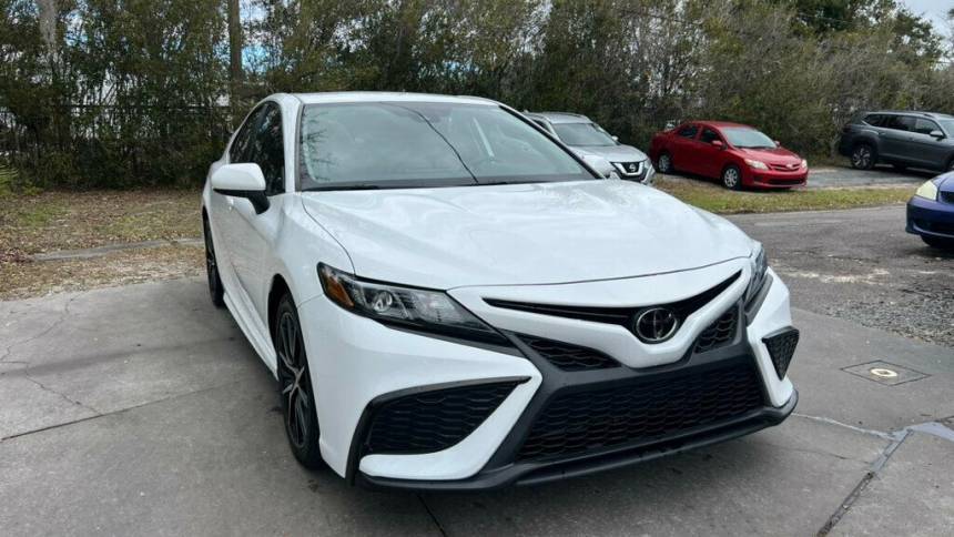 2023 Toyota Camry SE — Sedan — 28,277 mi — Gainesville, FL