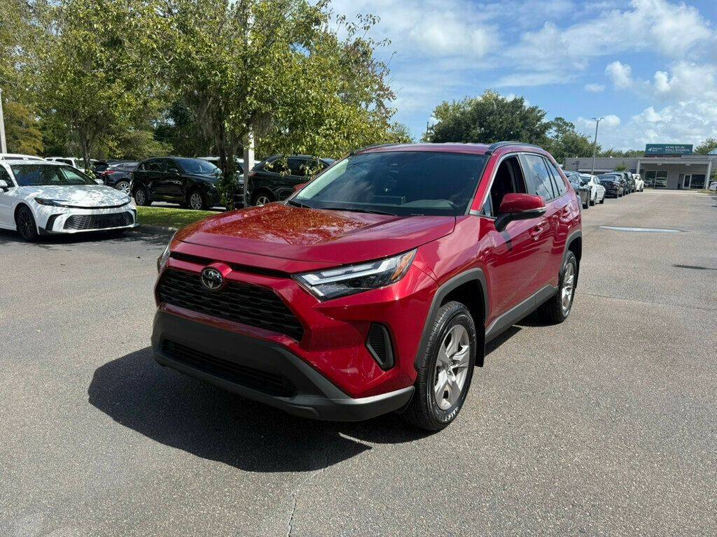 2025 Toyota RAV4 XLE — SUV — 6,037 mi — Gainesville, FL