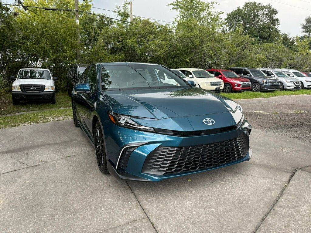 2025 Toyota Camry Hybrid SE — Sedan — 7 mi — Gainesville, FL