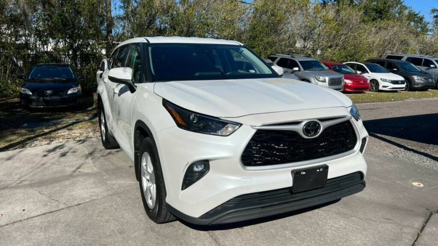 2023 Toyota Highlander LE — SUV — 28,707 mi — Gainesville, FL