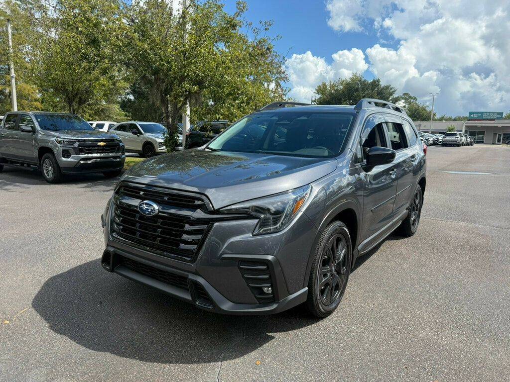 2025 Subaru Ascent Onyx Edition — SUV — 3,587 mi — Gainesville, FL