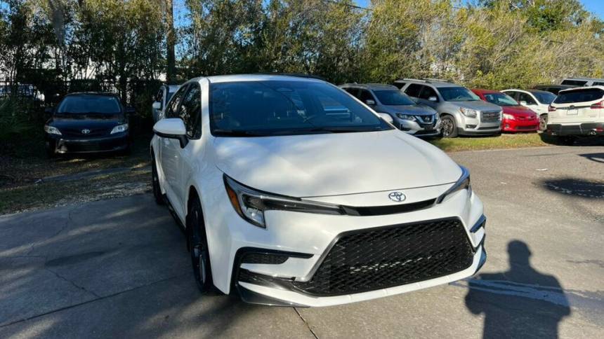 2025 Toyota Corolla SE — Sedan — 21 mi — Gainesville, FL