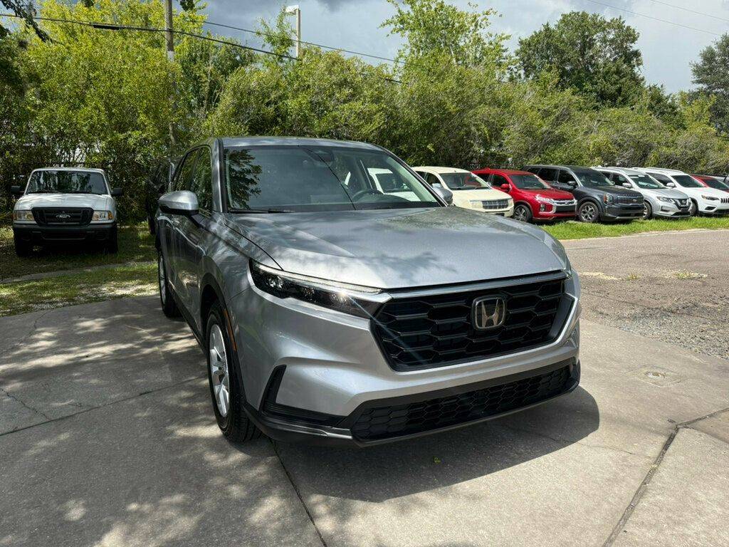 2025 Honda CR-V LX — SUV — 8 mi — Gainesville, FL