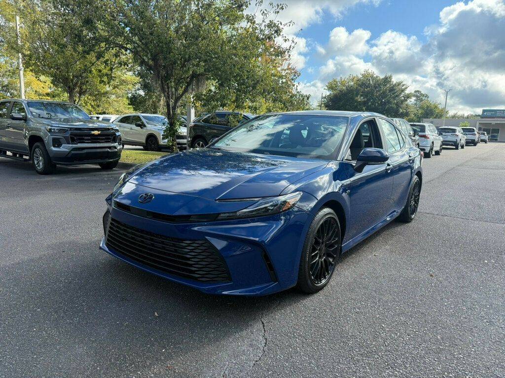2025 Toyota Camry Hybrid LE — Sedan — 9 mi — Gainesville, FL