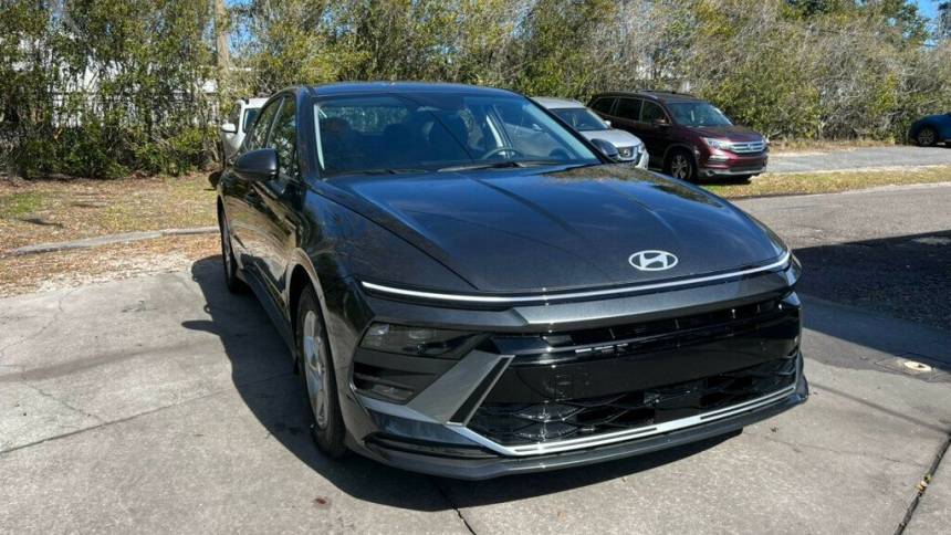 2025 Hyundai Sonata SE — Sedan — 809 mi — Gainesville, FL