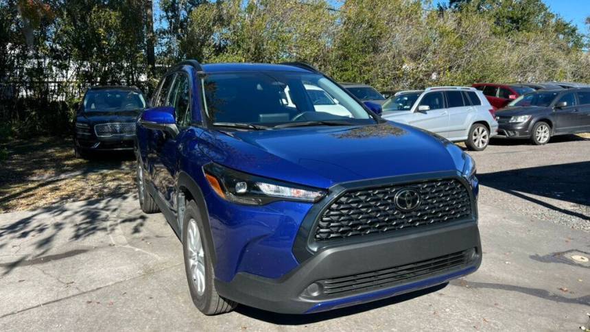 2024 Toyota Corolla Cross LE — SUV — 17,075 mi — Gainesville, FL
