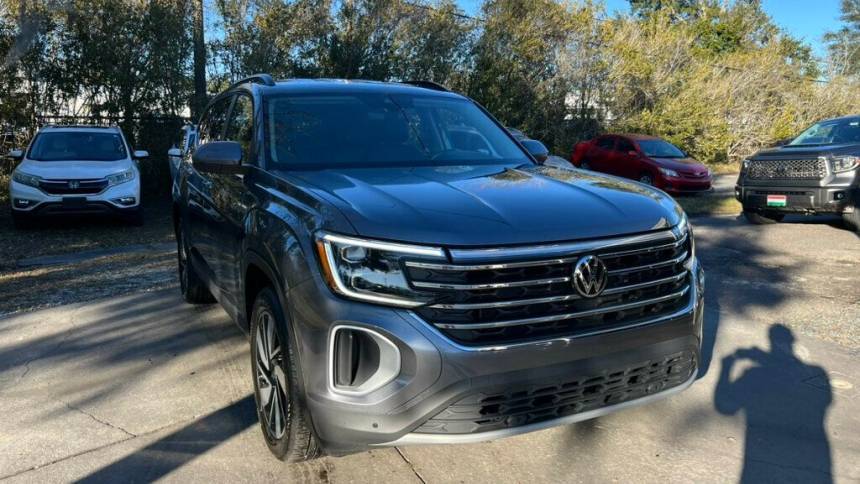 2024 Volkswagen Atlas SE with Technology — SUV — 14,017 mi — Gainesville, FL