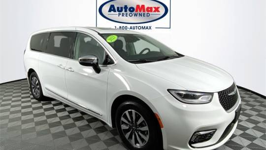 2023 Chrysler Pacifica Hybrid Limited — Minivan — 44,680 mi — Marlborough, MA