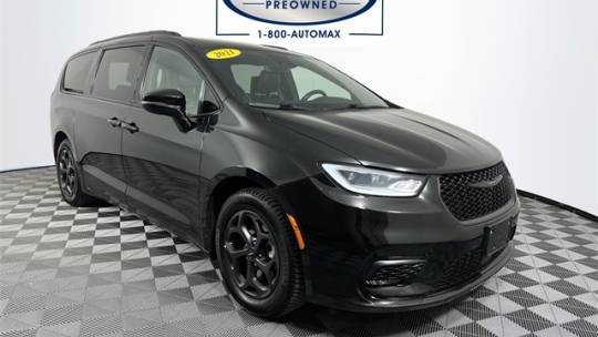 2021 Chrysler Pacifica Hybrid Limited — Minivan — 52,418 mi — Marlborough, MA