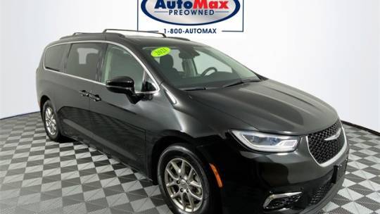 2021 Chrysler Pacifica Touring — Minivan — 41,642 mi — Marlborough, MA