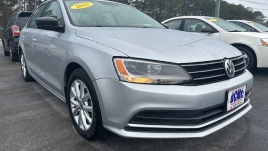 2015 Volkswagen Jetta 1.8T SE — Sedan — 92,004 mi — Jacksonville, NC