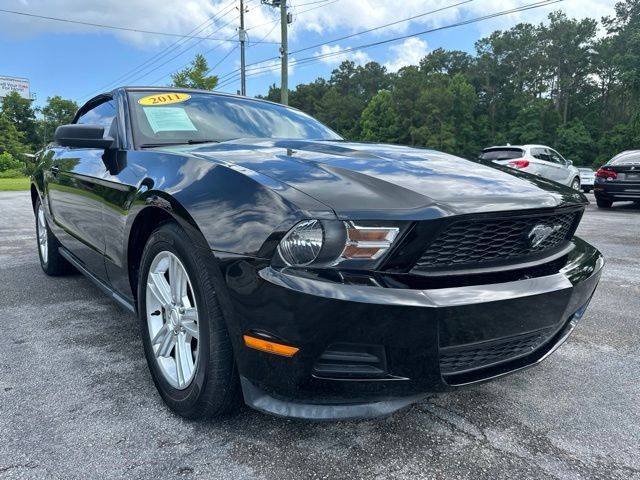 2011 Ford Mustang V6