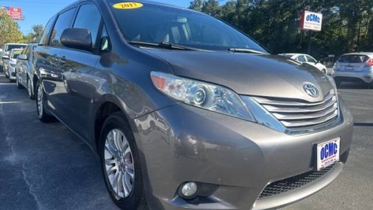 2017 Toyota Sienna L — Minivan — 151,724 mi — Jacksonville, NC