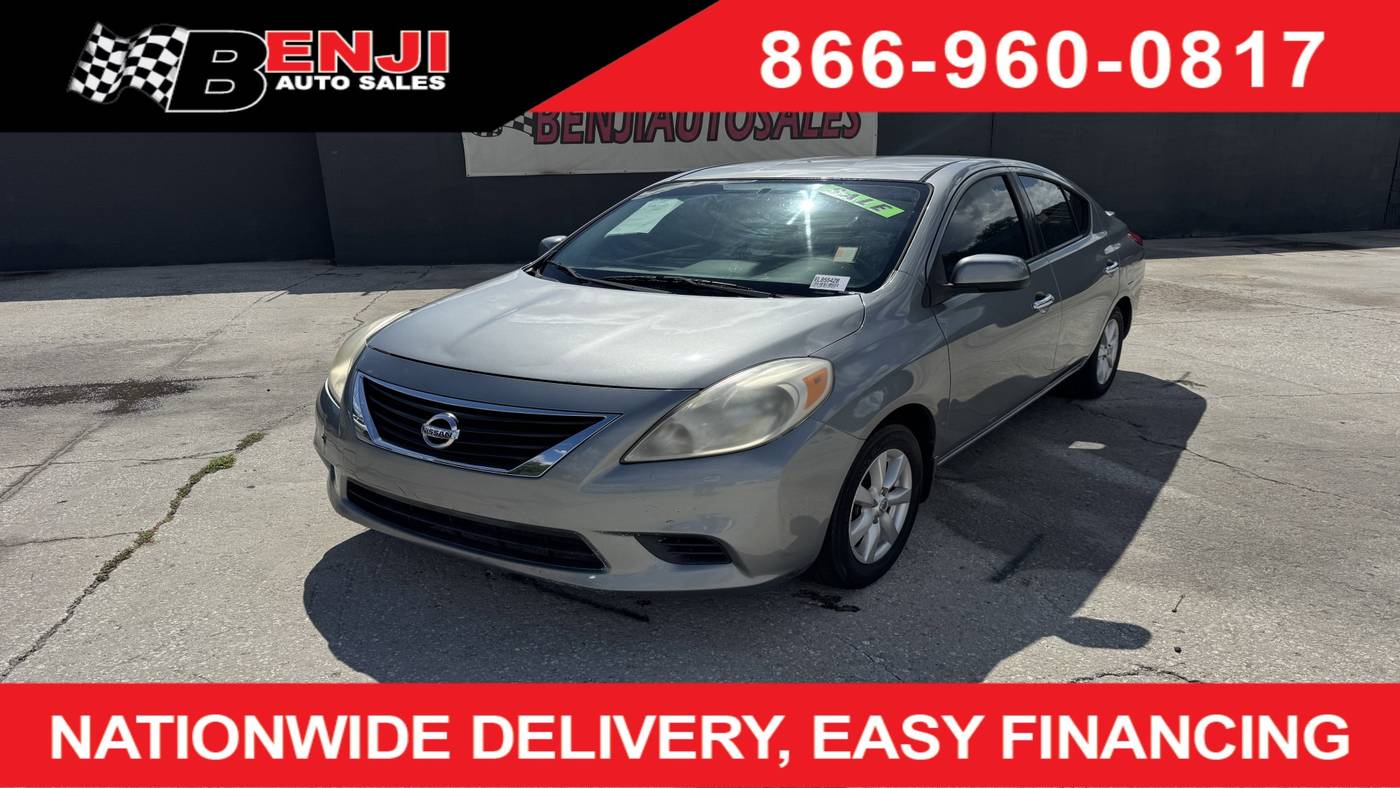 2014 Nissan Versa 1.6 SV — Sedan — 102,708 mi — Orlando, FL