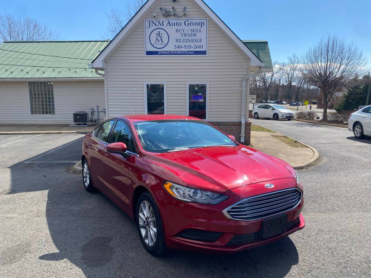 2017 Ford Fusion SE — Sedan — 83,994 mi — Warrenton, VA