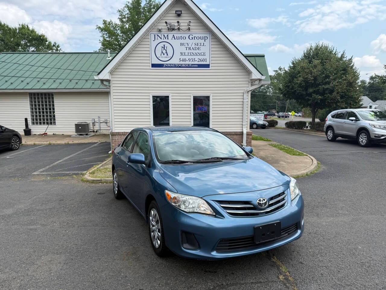 2013 Toyota Corolla LE — Sedan — 19,503 mi — Warrenton, VA