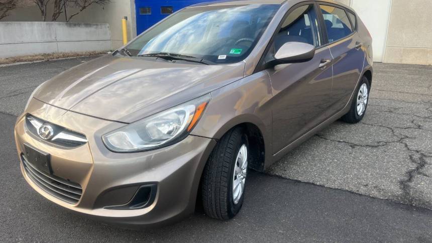 2012 Hyundai Accent GS — Hatchback — 67,619 mi — Alexandria, VA