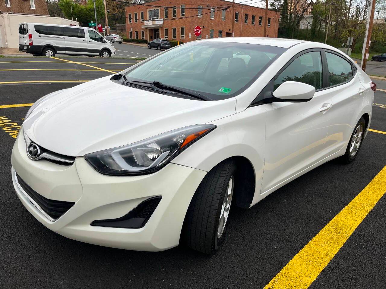 2014 Hyundai Elantra SE — Sedan — 91,021 mi — Alexandria, VA