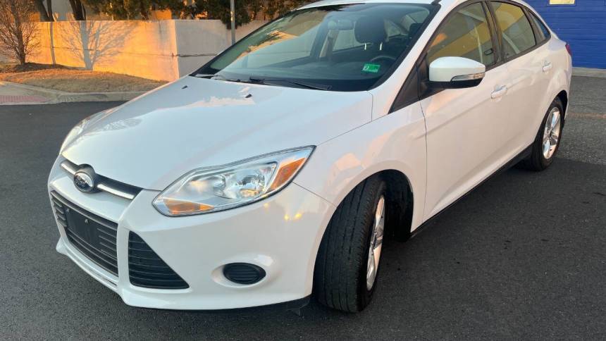 2014 Ford Focus SE — Sedan — 35,586 mi — Alexandria, VA