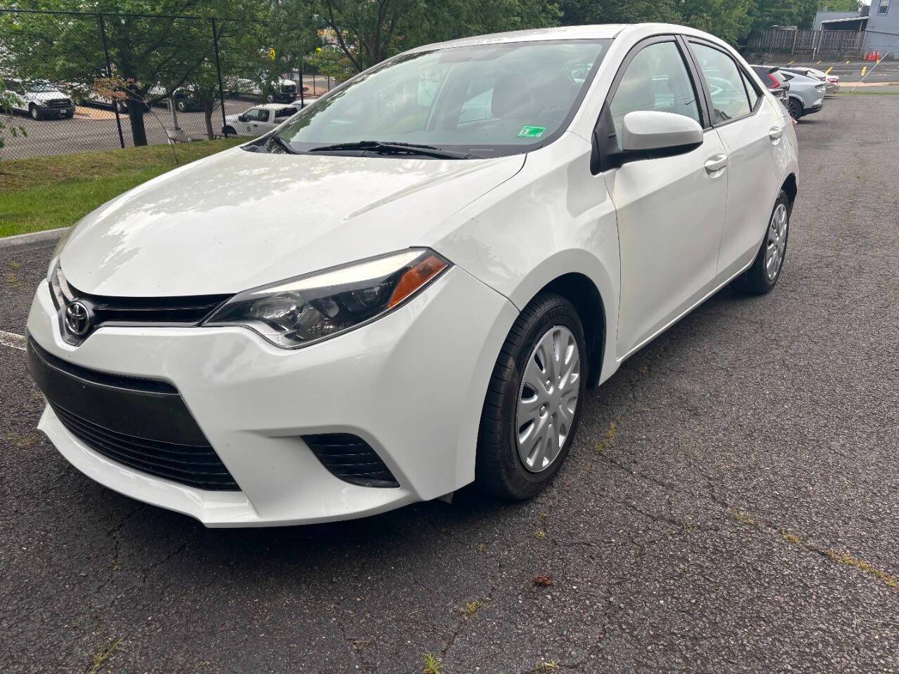 2016 Toyota Corolla LE — Sedan — 101,564 mi — Alexandria, VA
