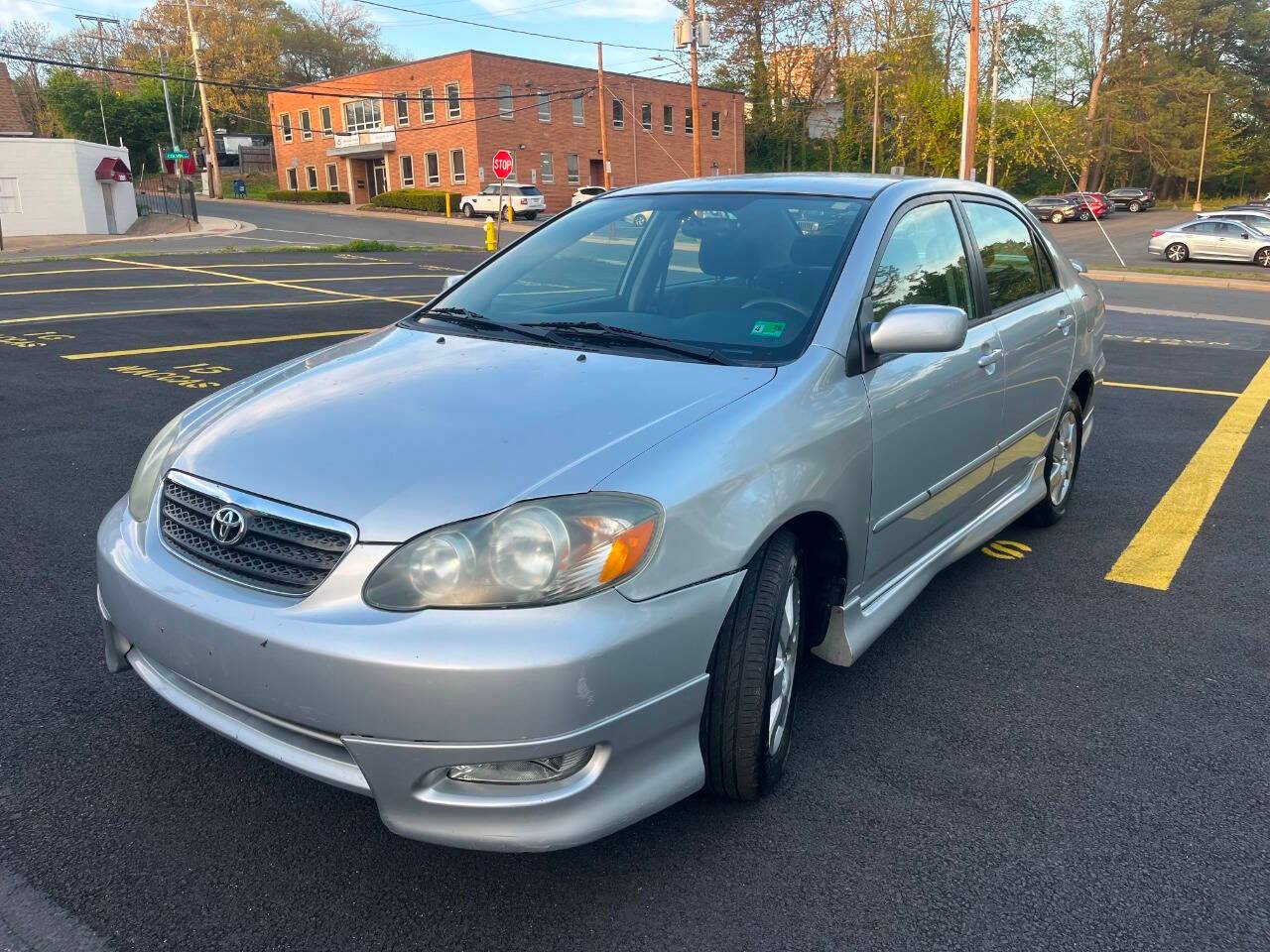 2005 Toyota Corolla LE — Sedan — 67,036 mi — Alexandria, VA