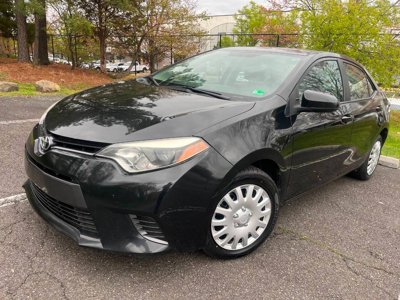 2016 Toyota Corolla LE — Sedan — 128,169 mi — Alexandria, VA