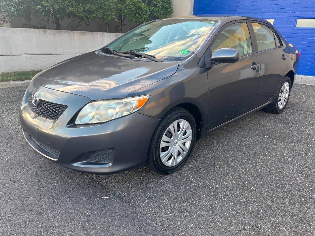 2010 Toyota Corolla XLE — Sedan — 58,717 mi — Alexandria, VA