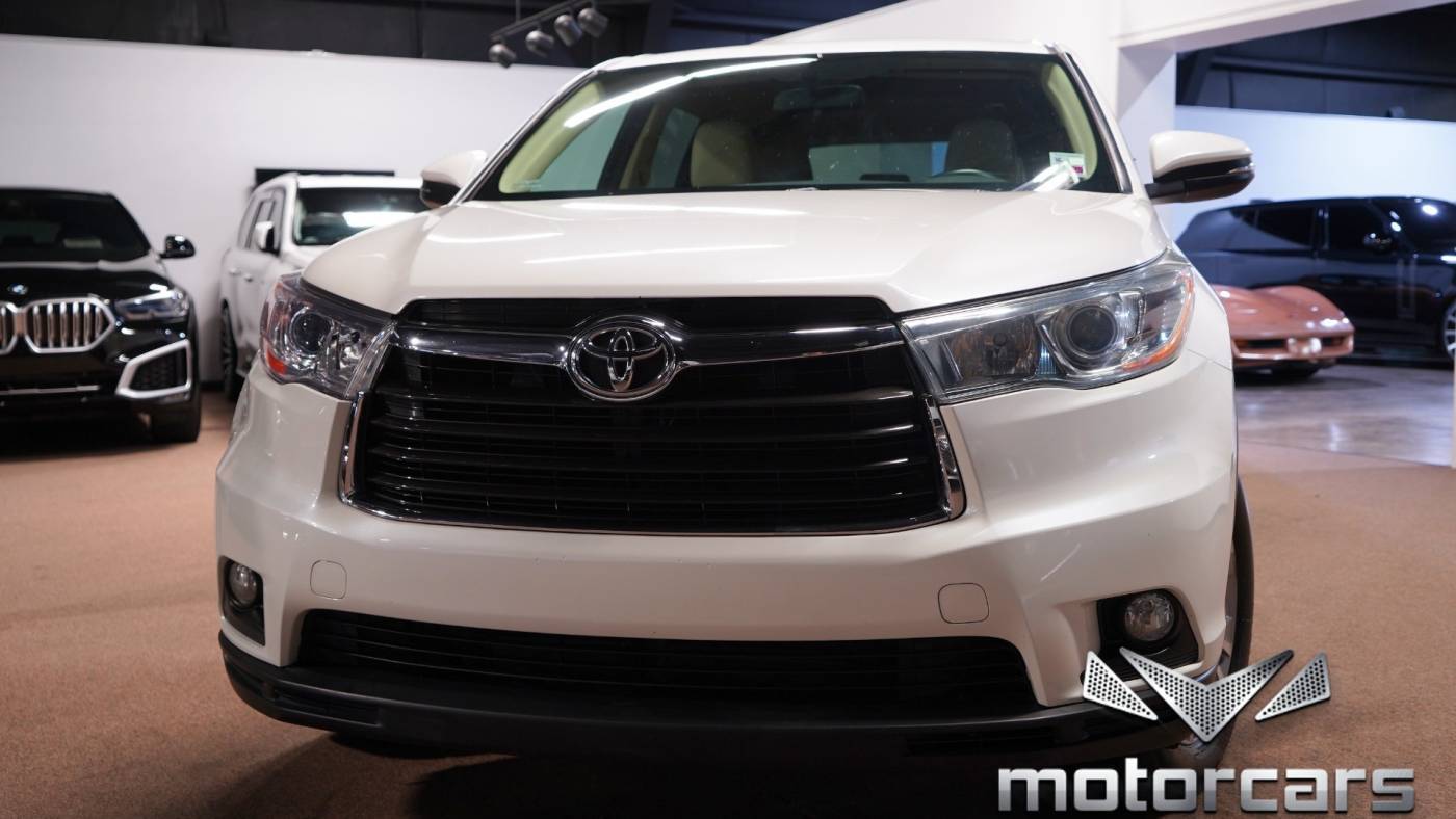 2015 Toyota Highlander LE V6 — SUV — 94,730 mi — Baton Rouge, LA