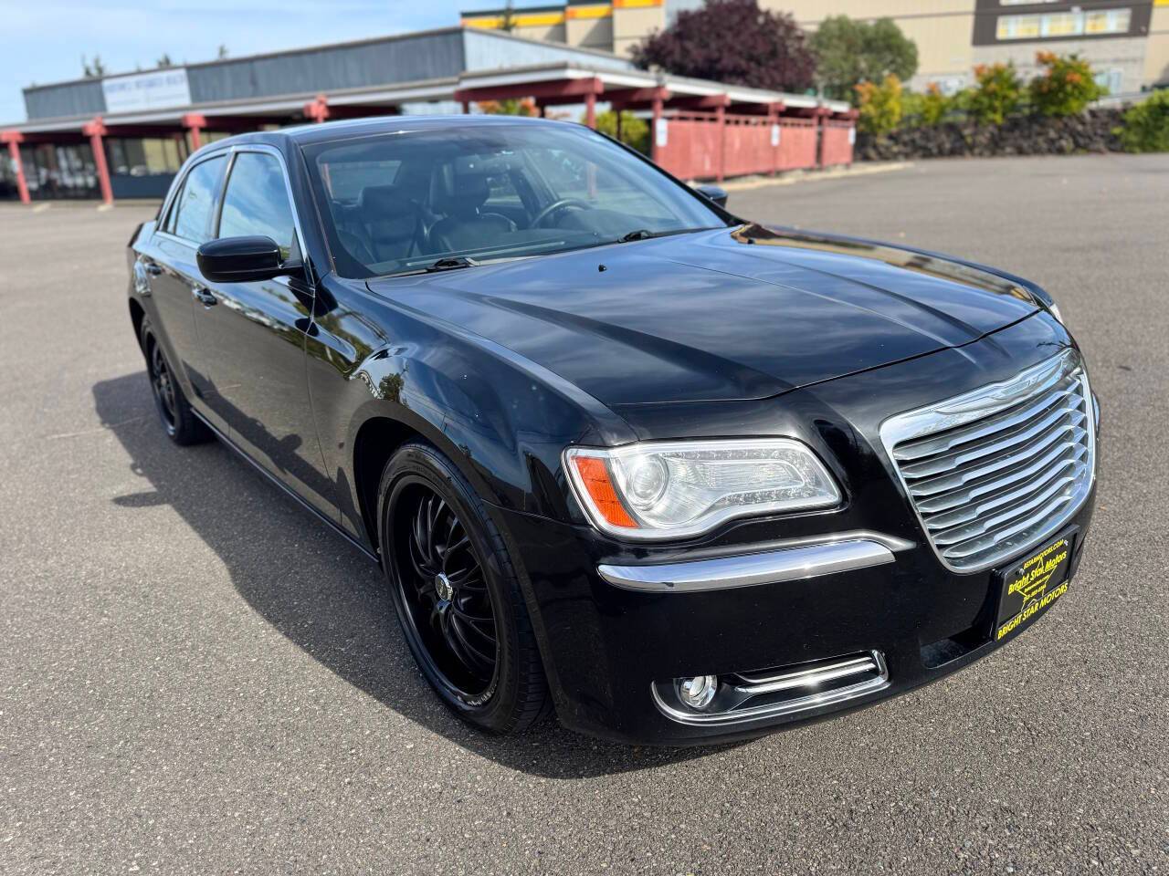 2014 Chrysler 300 Base — Sedan — 112,383 mi — Tacoma, WA