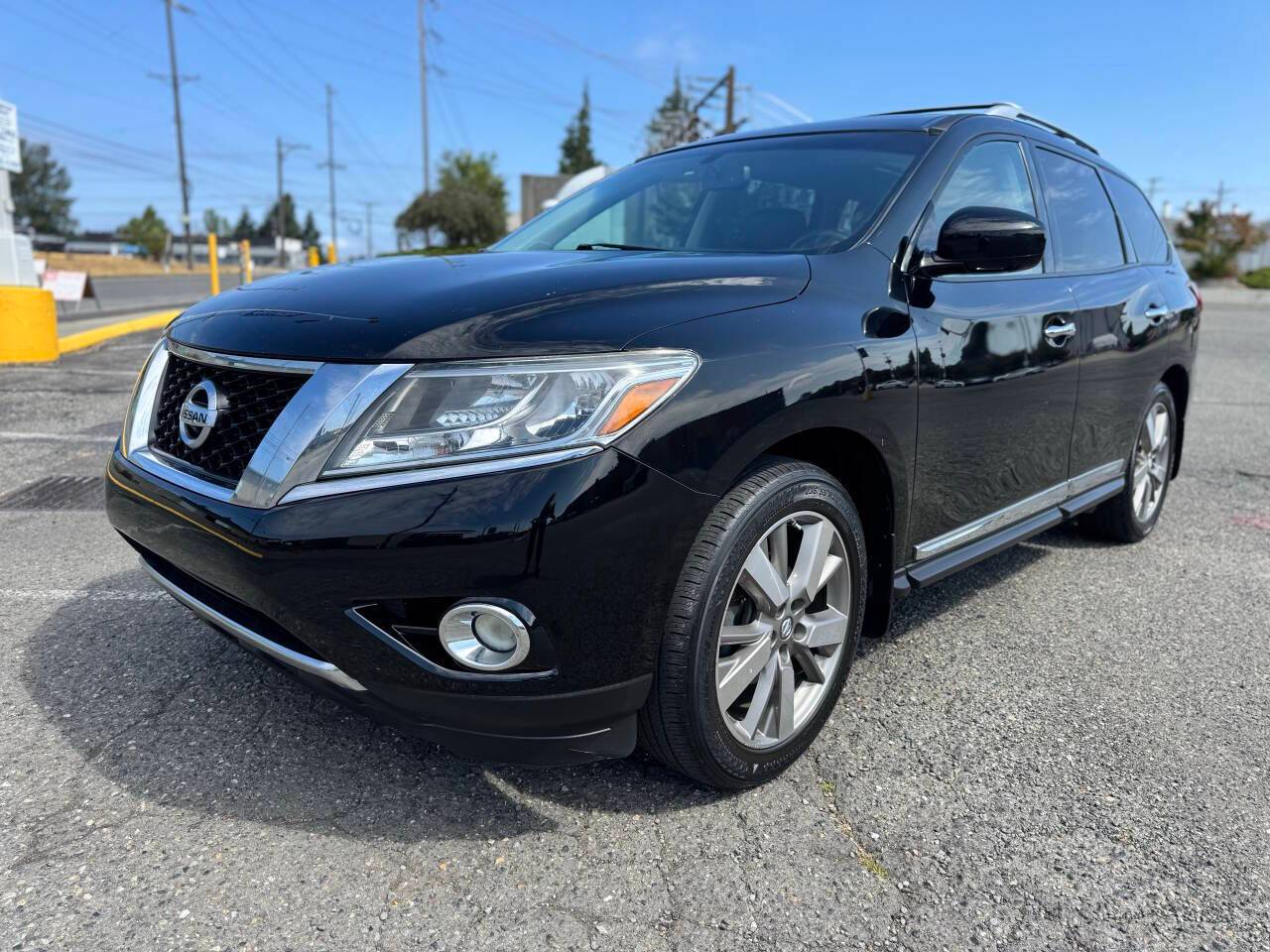 2014 Nissan Pathfinder Platinum — SUV — 133,458 mi — Tacoma, WA