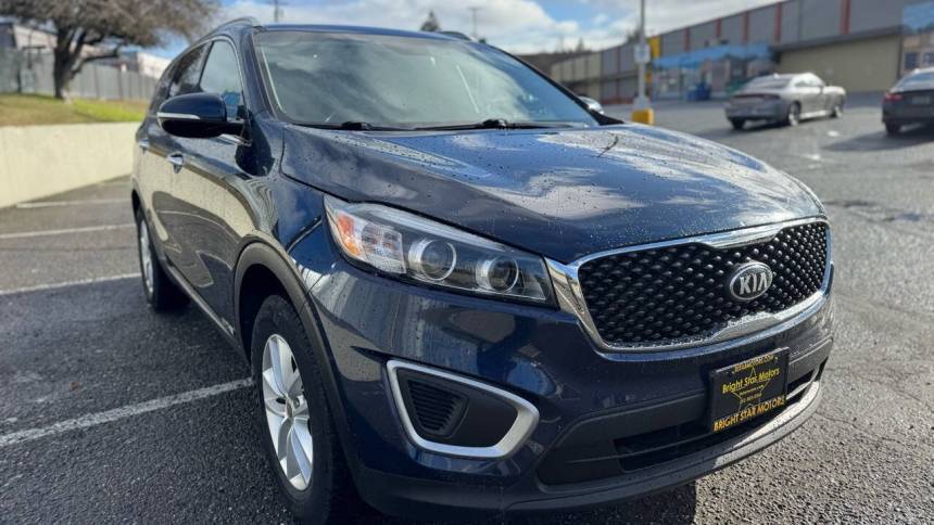 2017 Kia Sorento LX V6 — SUV — 105,831 mi — Tacoma, WA