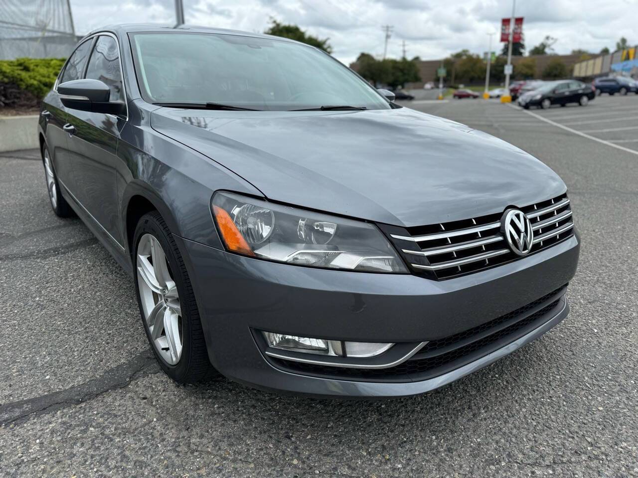 2013 Volkswagen Passat TDI SEL Premium — Sedan — 134,182 mi — Tacoma, WA