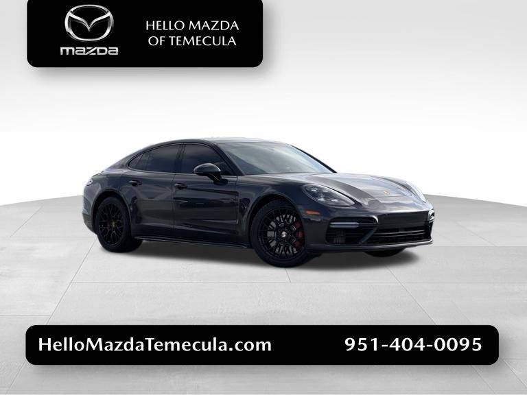 2017 Porsche Panamera Turbo