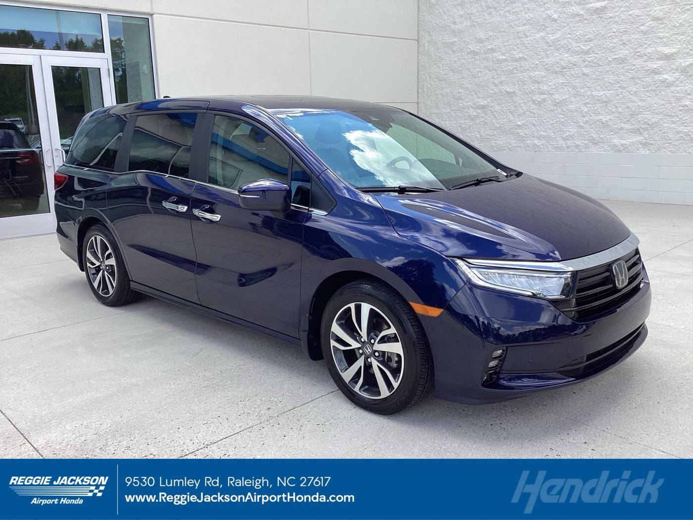 2024 Honda Odyssey Touring — Minivan — 16,988 mi — Morrisville, NC