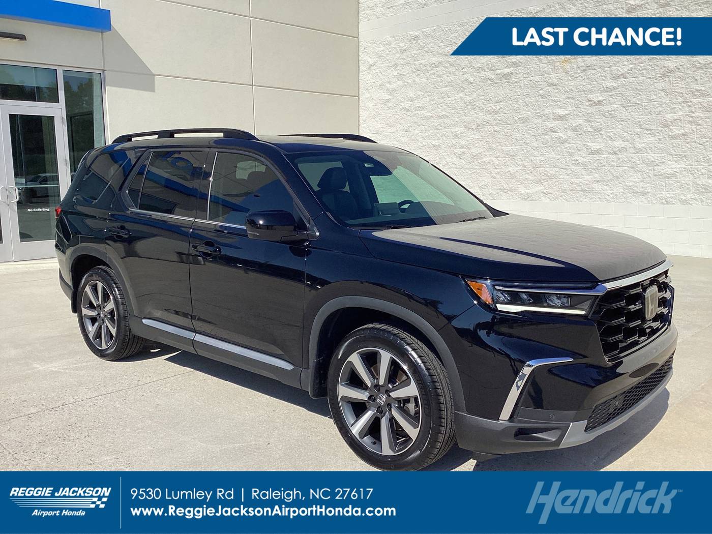 2023 Honda Pilot Touring — SUV — 37,158 mi — Morrisville, NC