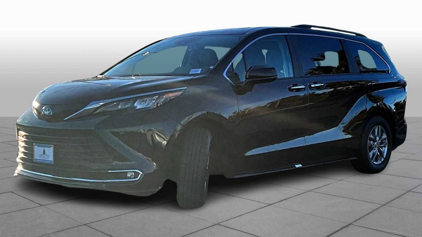 2024 Toyota Sienna XLE Autono-MaaS — Minivan — 21,051 mi — Sacramento, CA