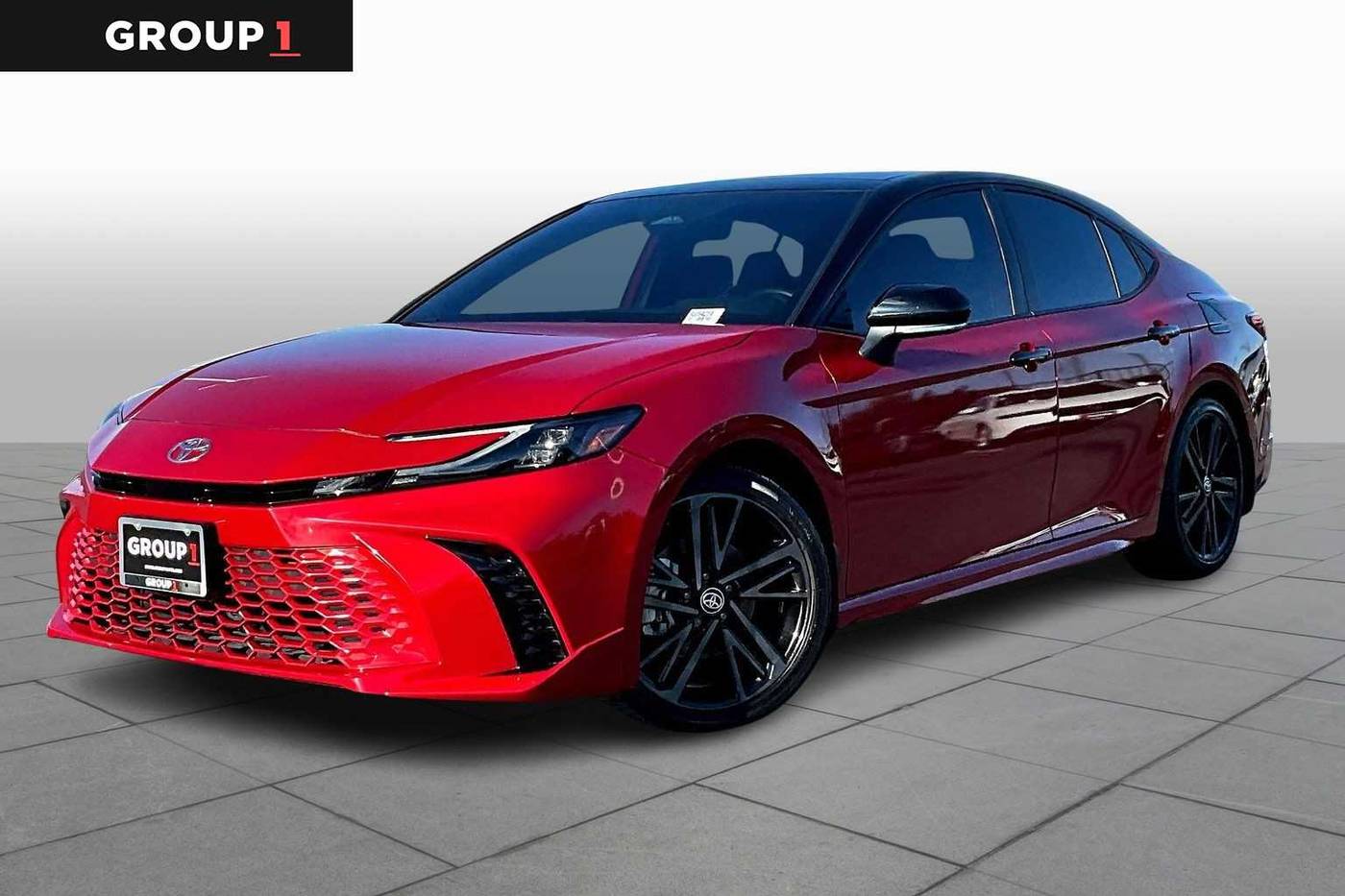 2025 Toyota Camry Hybrid XSE — Sedan — 14,330 mi — Sacramento, CA