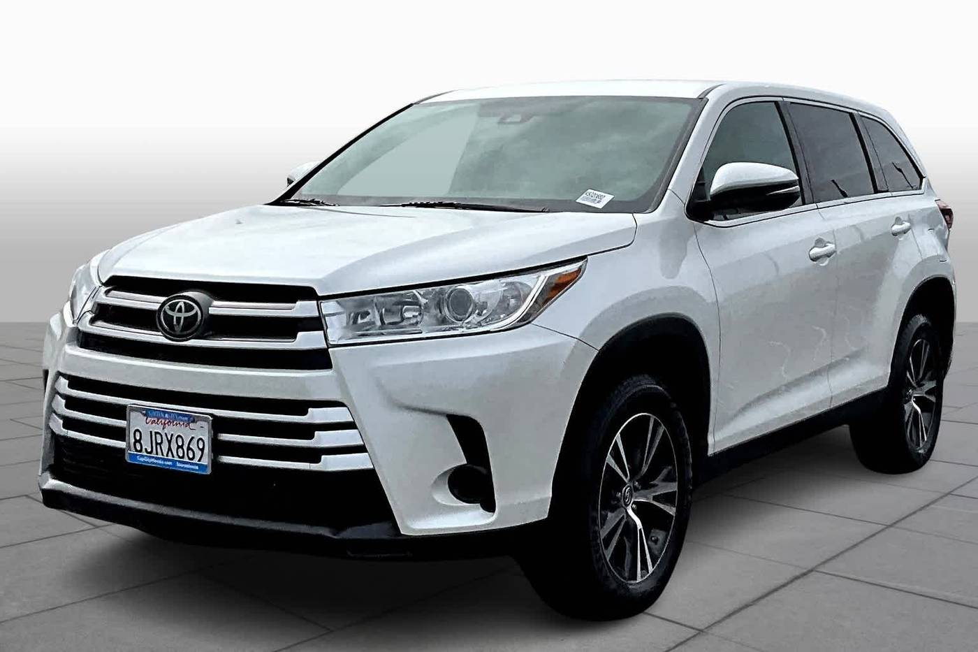 2019 Toyota Highlander LE V6 — SUV — 53,692 mi — Sacramento, CA