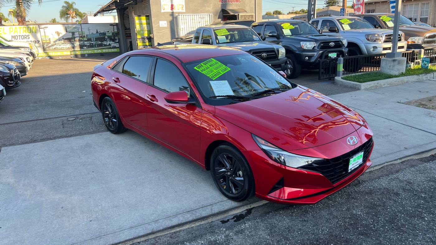 2023 Hyundai Elantra SEL — Sedan — 21,148 mi — South Gate, CA