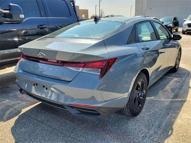 Thumbnail 4